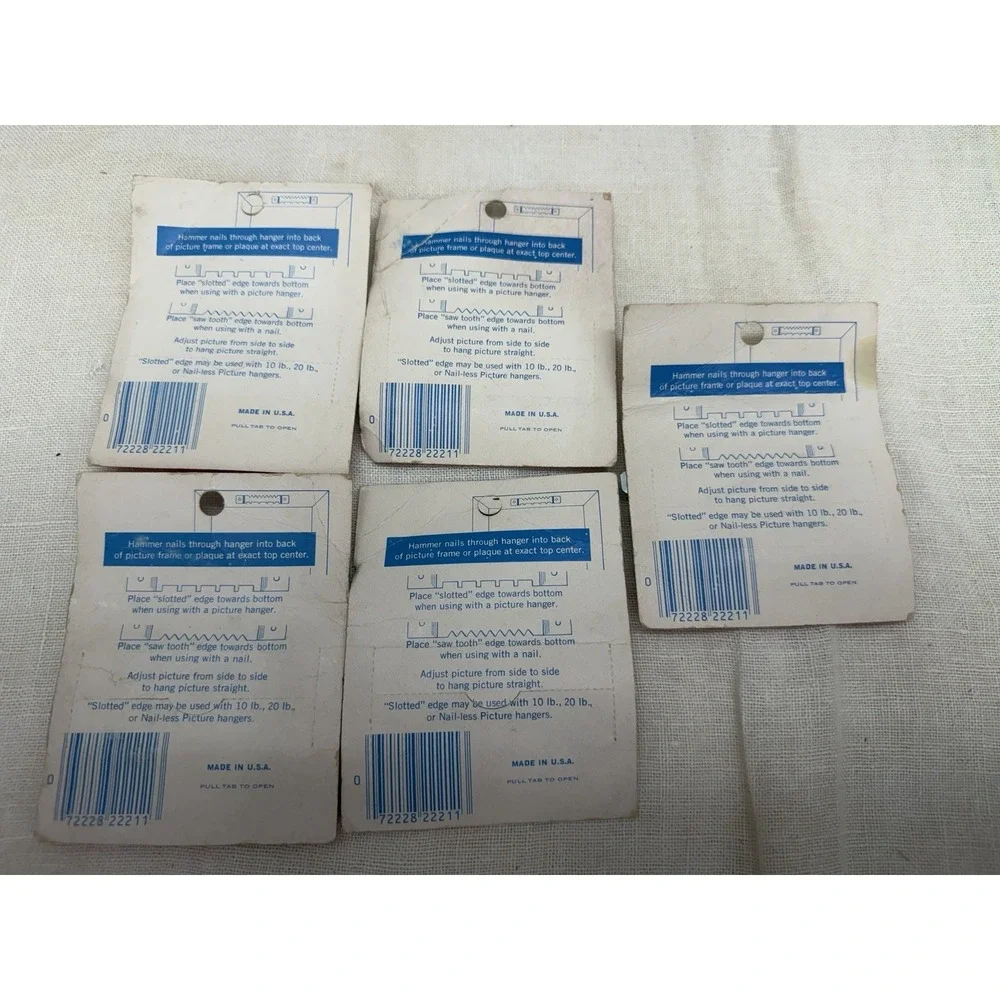 Vtg Moore Picture Hanging Hardware Lot NOS Wire Hangers Sawtooth Nail-Less 14 Pk
